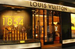 中国共享经济杀入奢侈品领域 千禧一代是